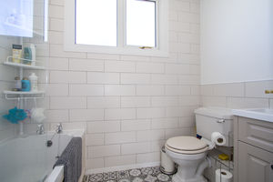 Photo 13- click for photo gallery